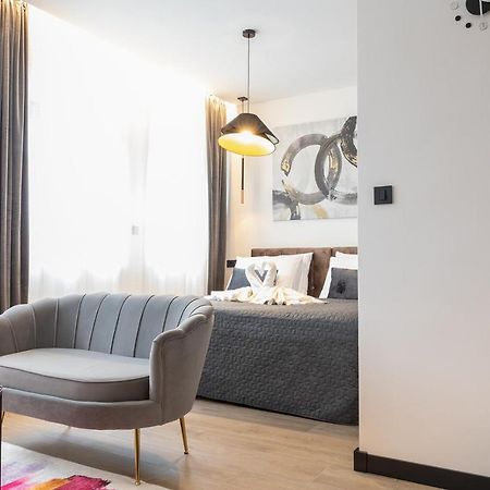 Apartmani Mozart-Centar Virovitica Εξωτερικό φωτογραφία